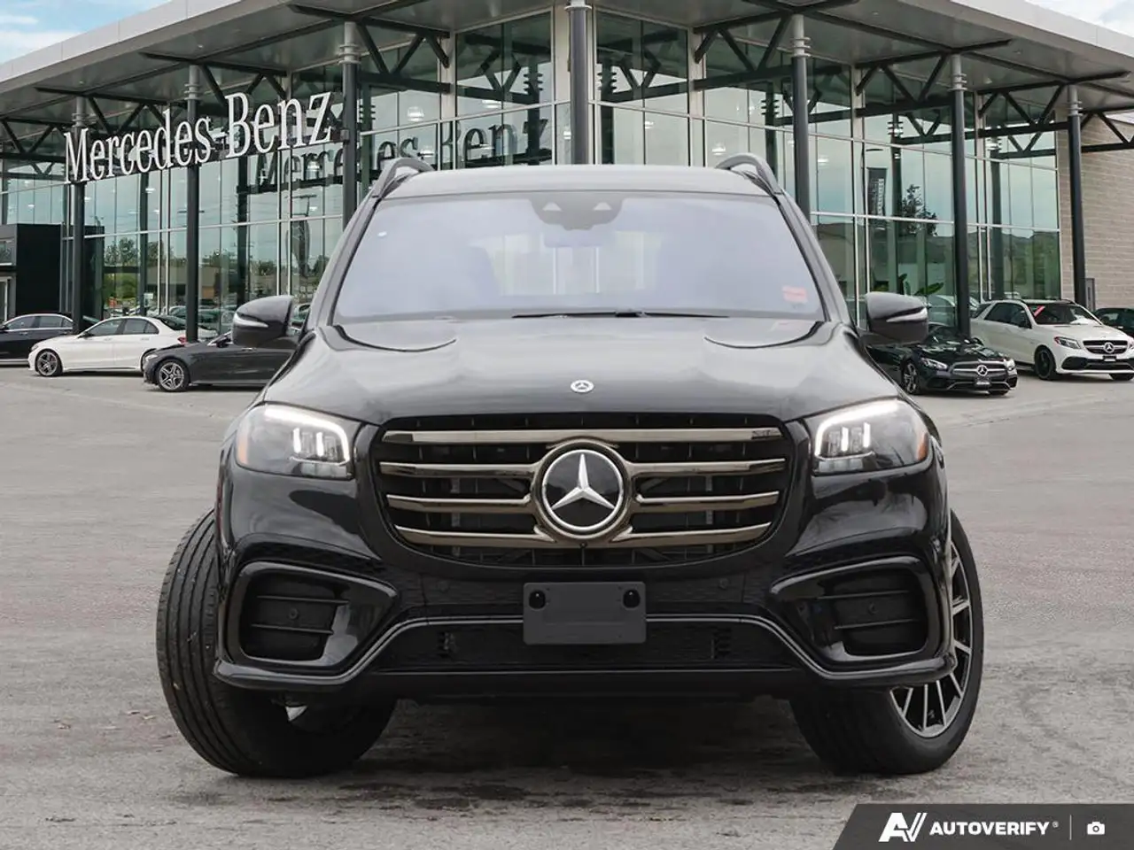 Mercedes-Benz GLS снимка Mercedes-Benz GLS