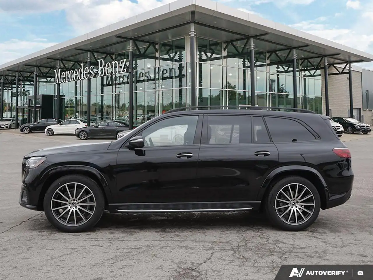 Mercedes-Benz GLS снимка Mercedes-Benz GLS