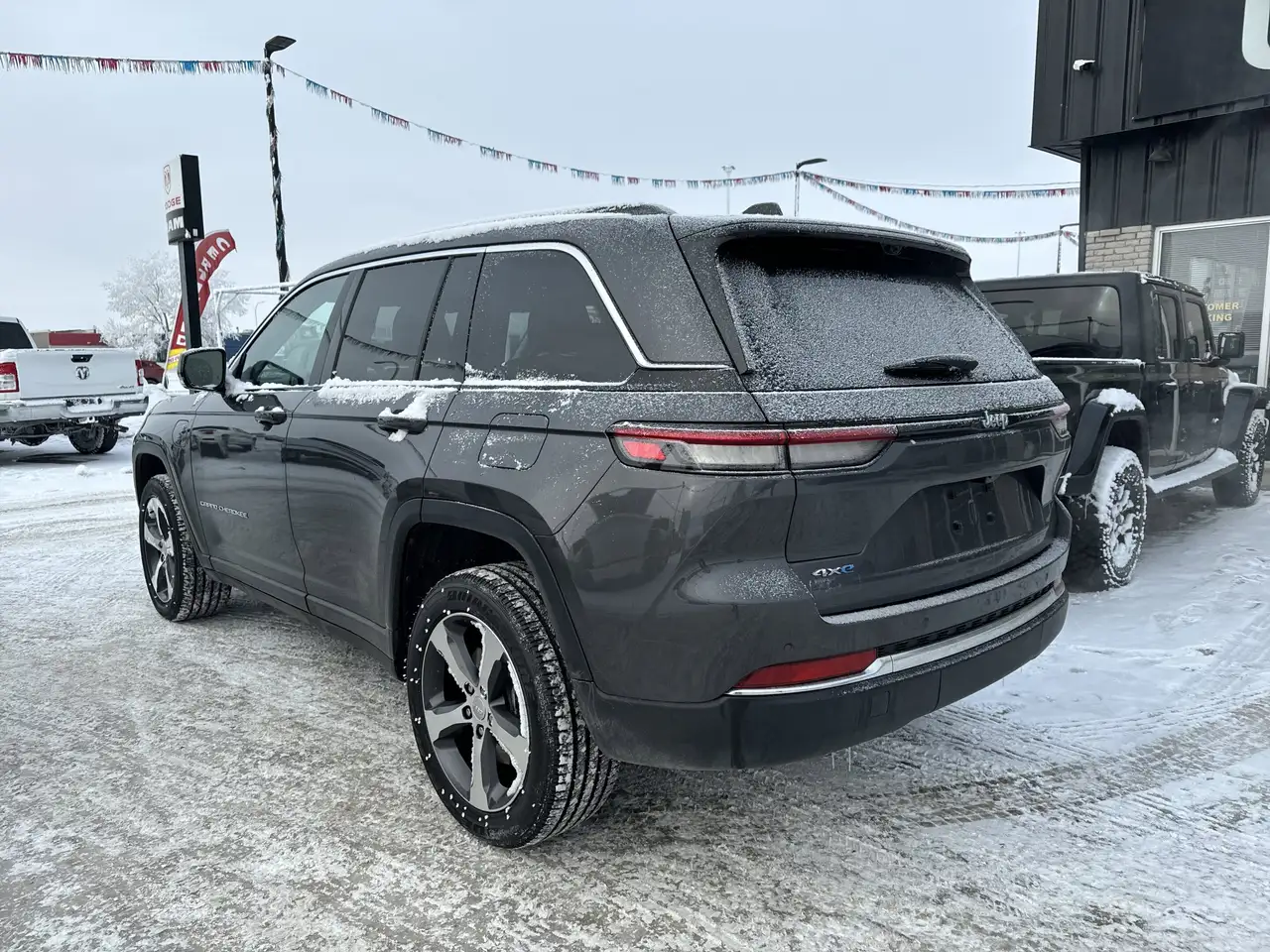 Jeep Grand Cherokee снимка Jeep Grand Cherokee