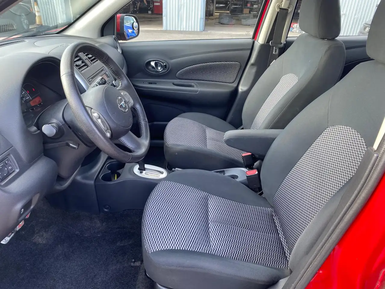 Nissan Micra fotografie Nissan Micra