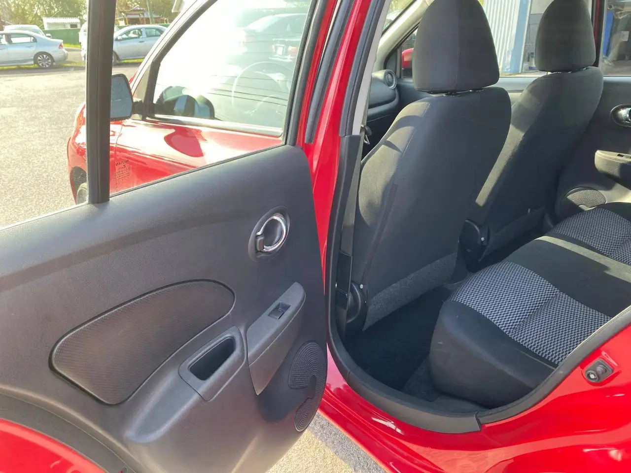 Nissan Micra fotografie Nissan Micra