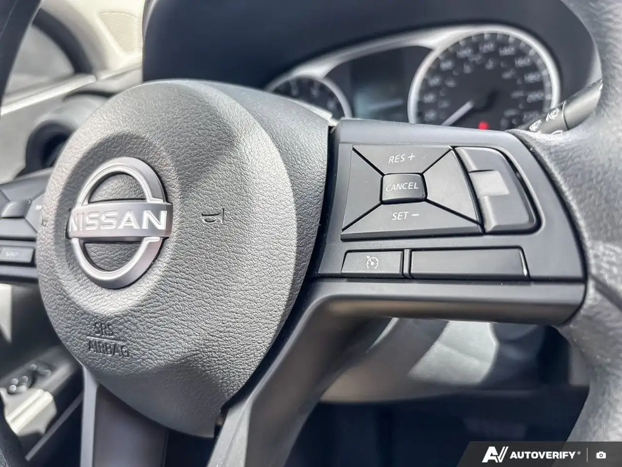 Nissan Kicks photo Nissan Kicks