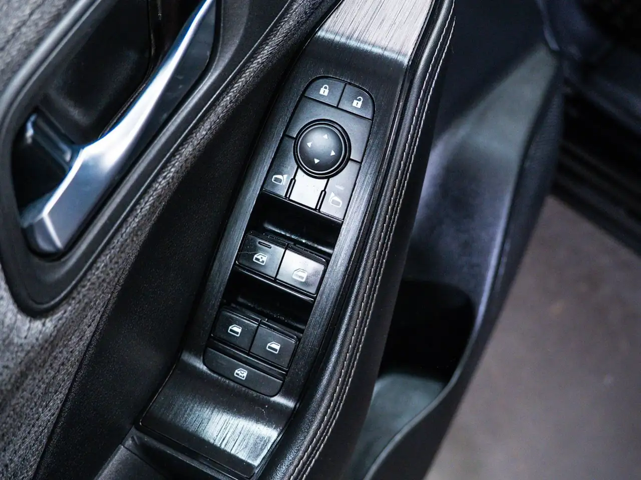 Nissan Rogue photo Nissan Rogue