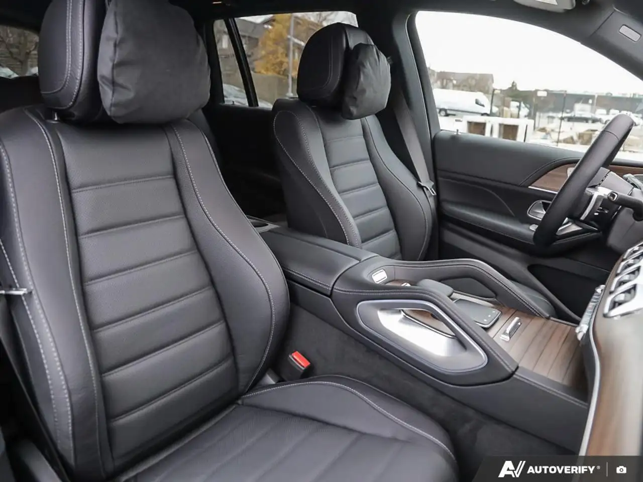 Mercedes-Benz GLS снимка Mercedes-Benz GLS