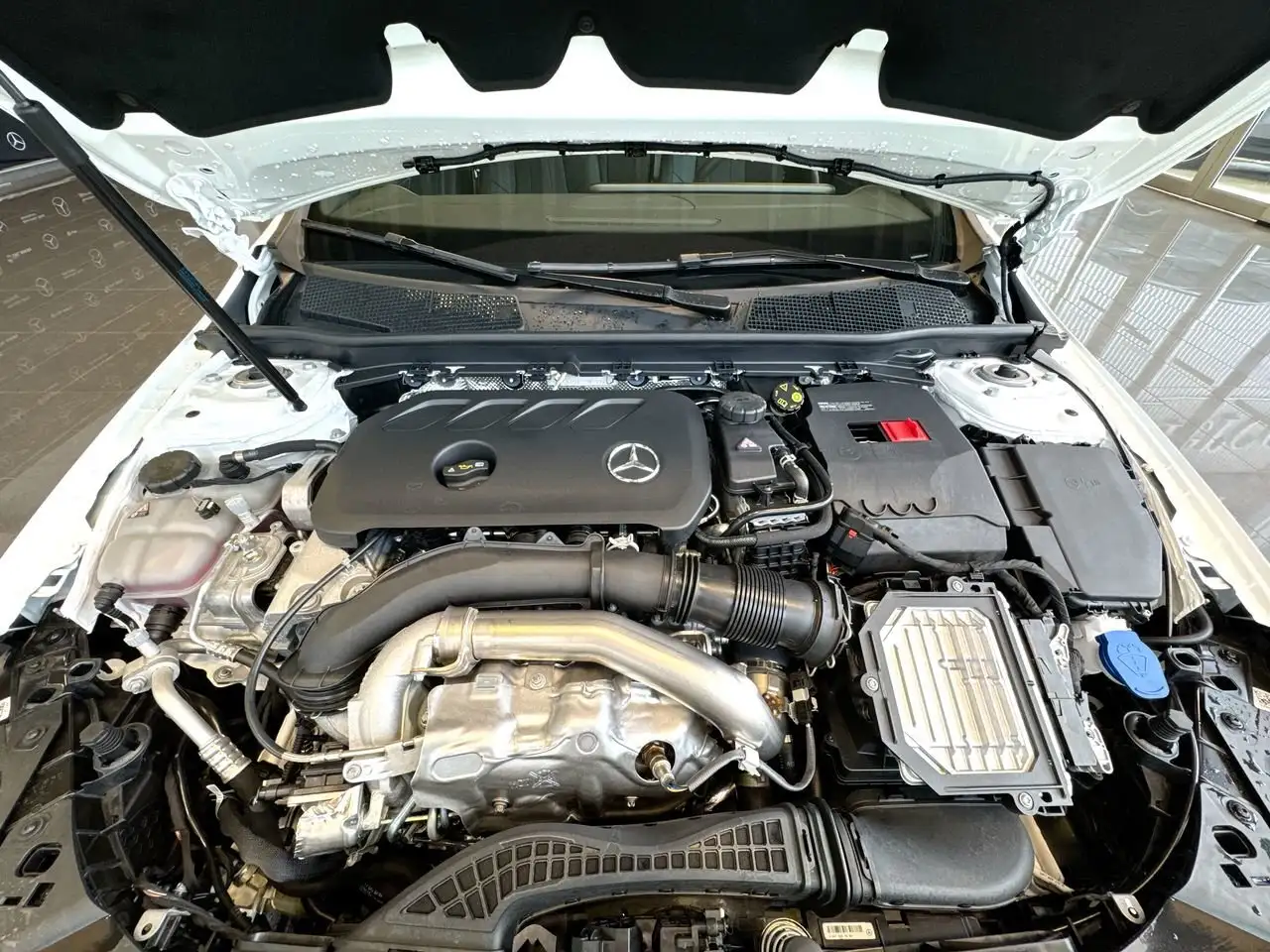 Mercedes-Benz CLA photo Mercedes-Benz CLA