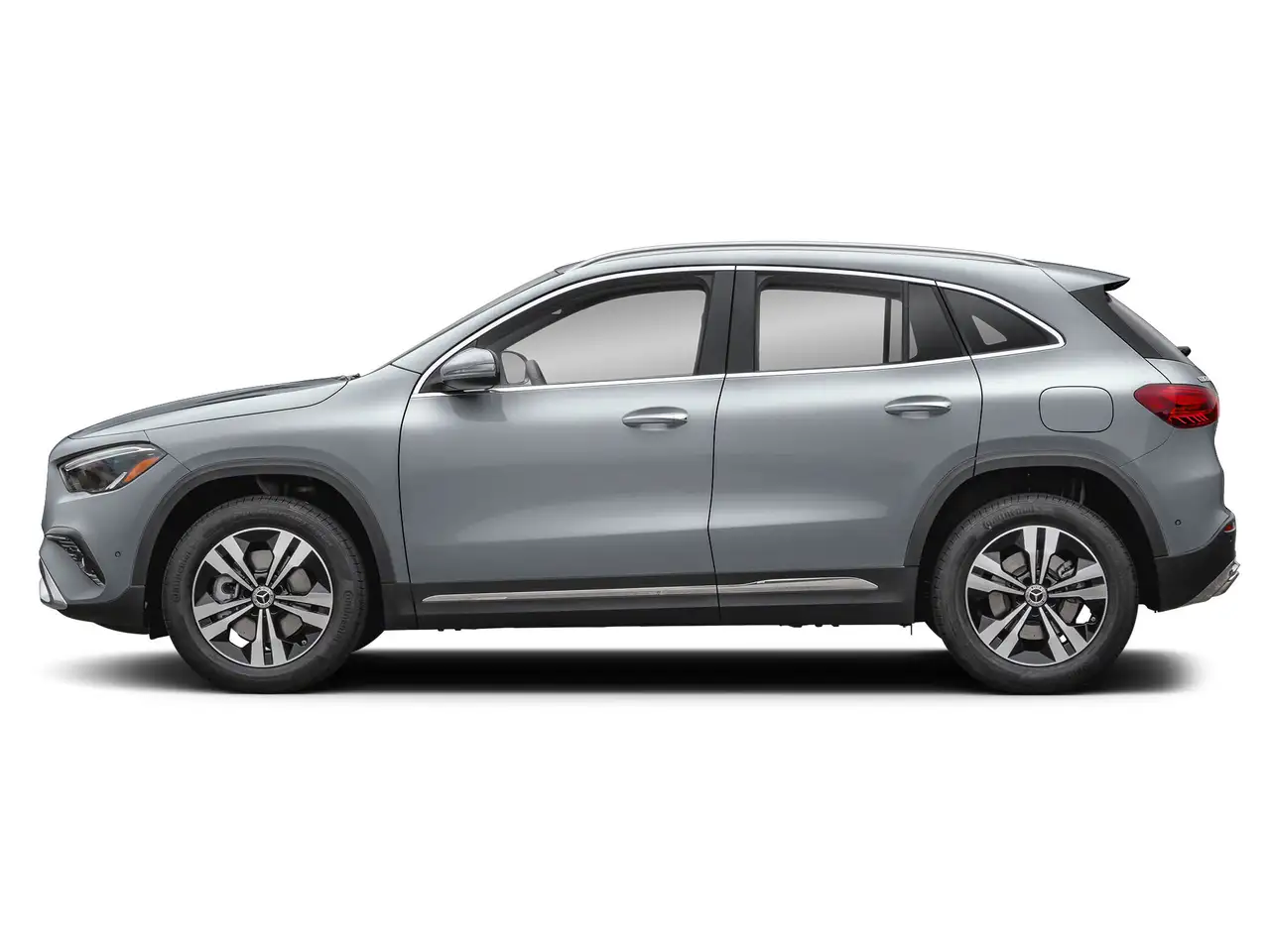 Mercedes-Benz GLA снимка Mercedes-Benz GLA