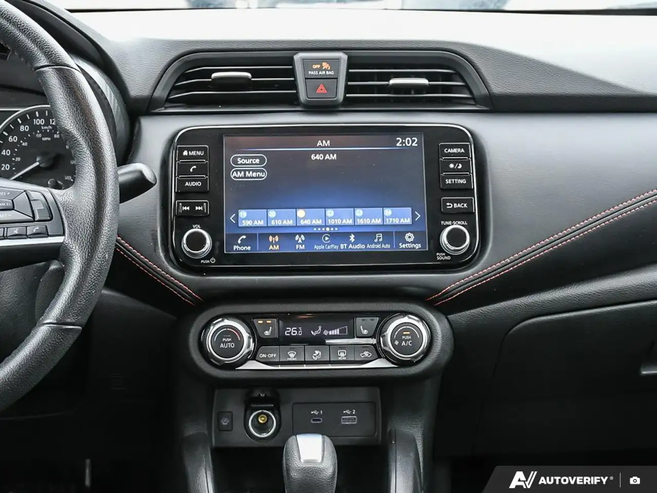 Nissan Versa fotografie Nissan Versa