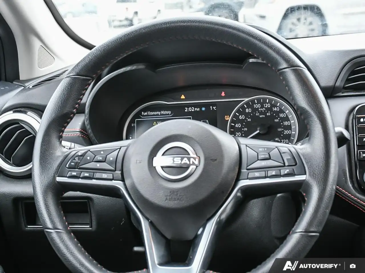 Nissan Versa fotografie Nissan Versa