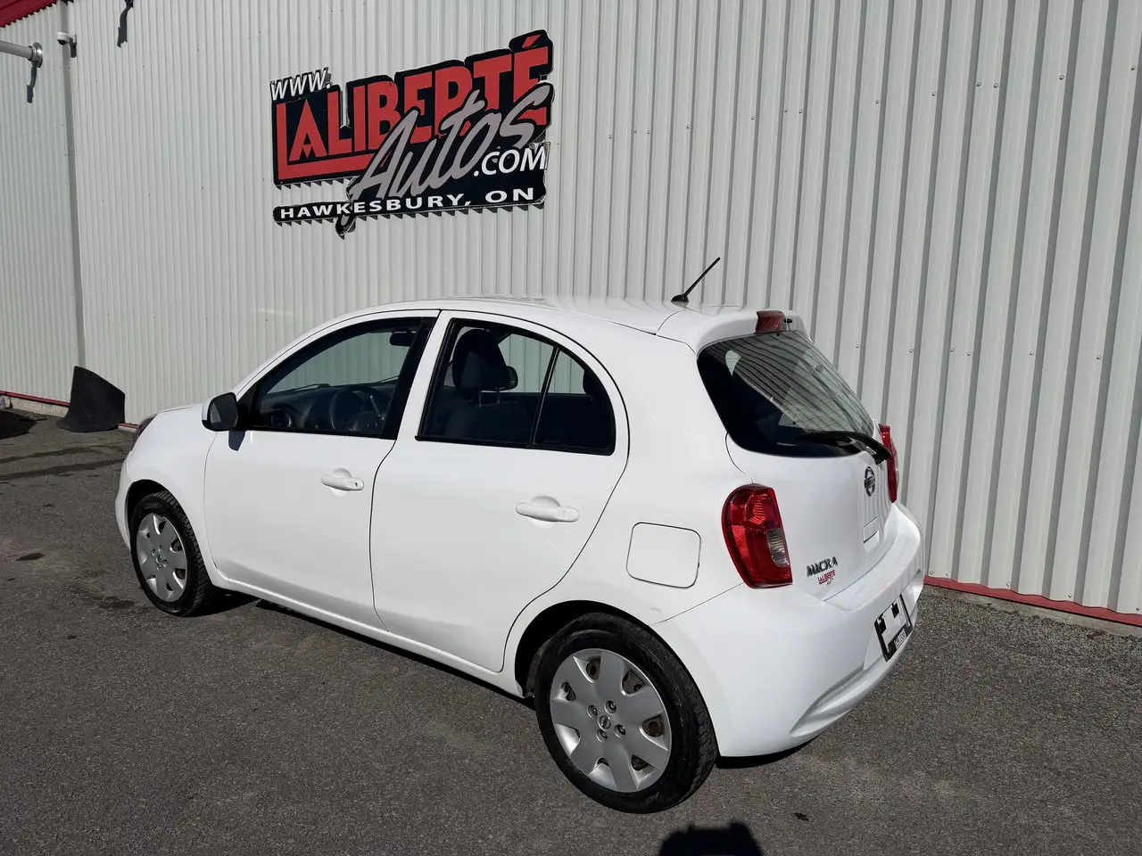 Nissan Micra photo Nissan Micra
