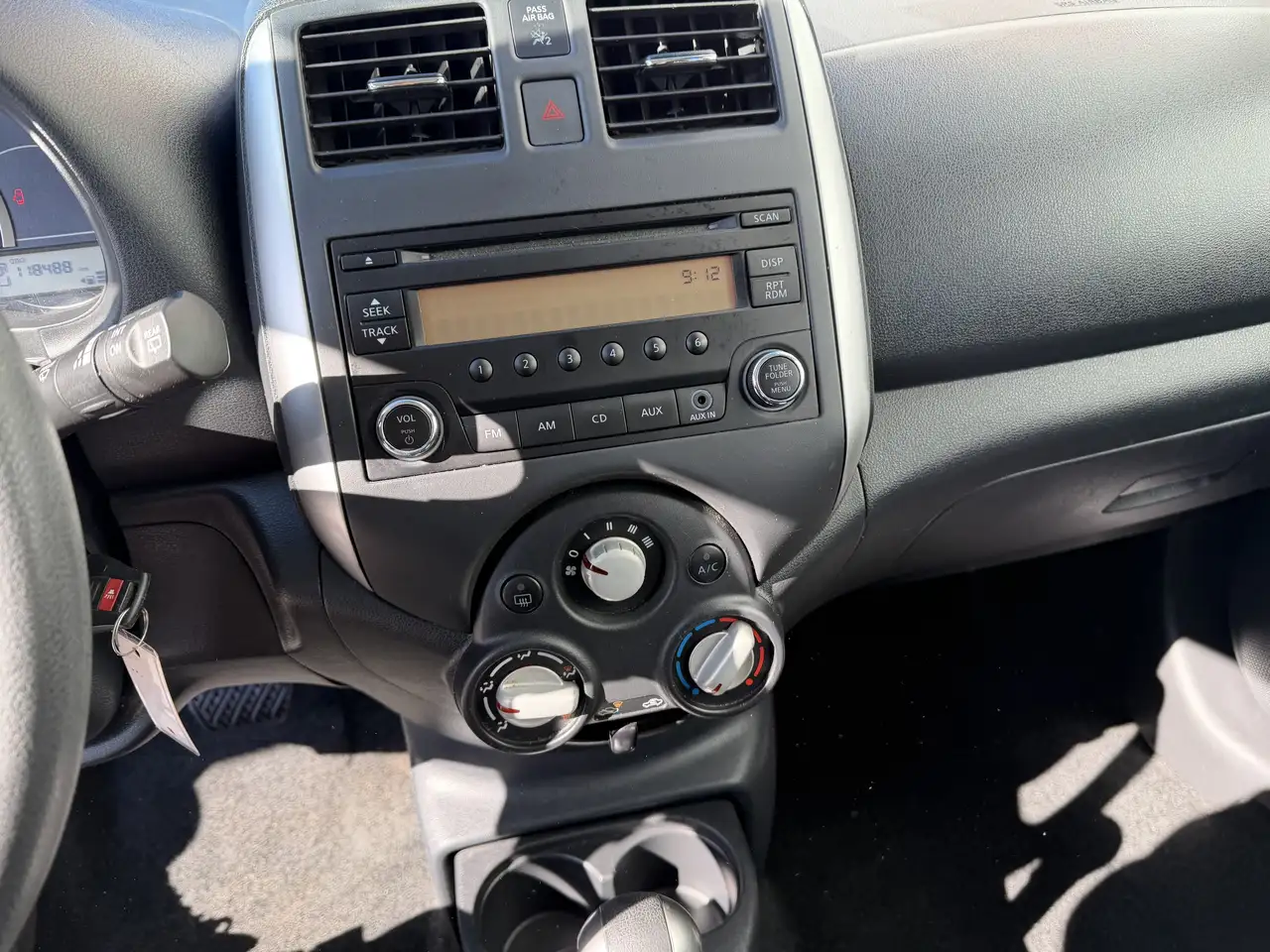 Nissan Micra photo Nissan Micra