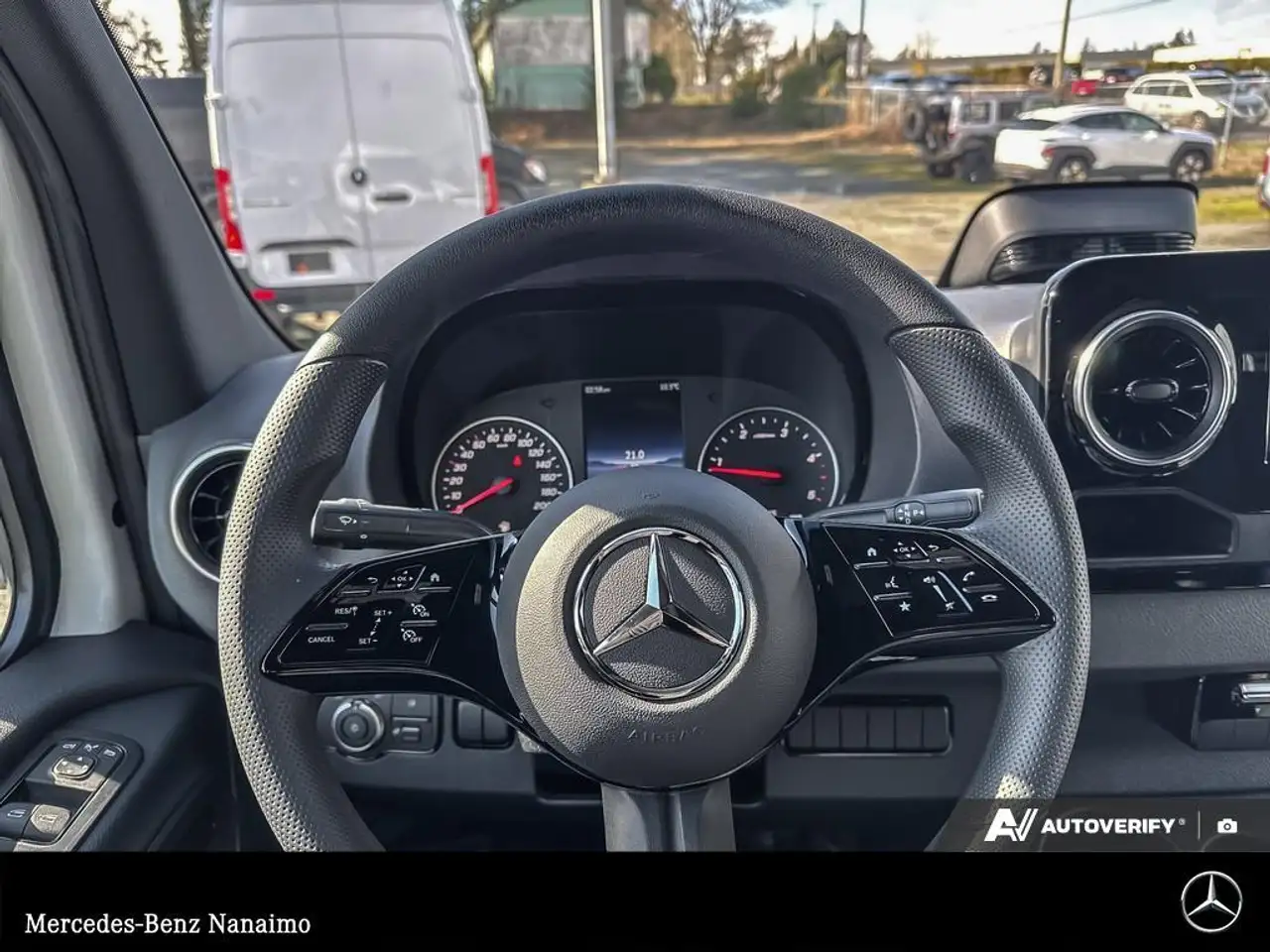 Mercedes-Benz Sprinter photo Mercedes-Benz Sprinter