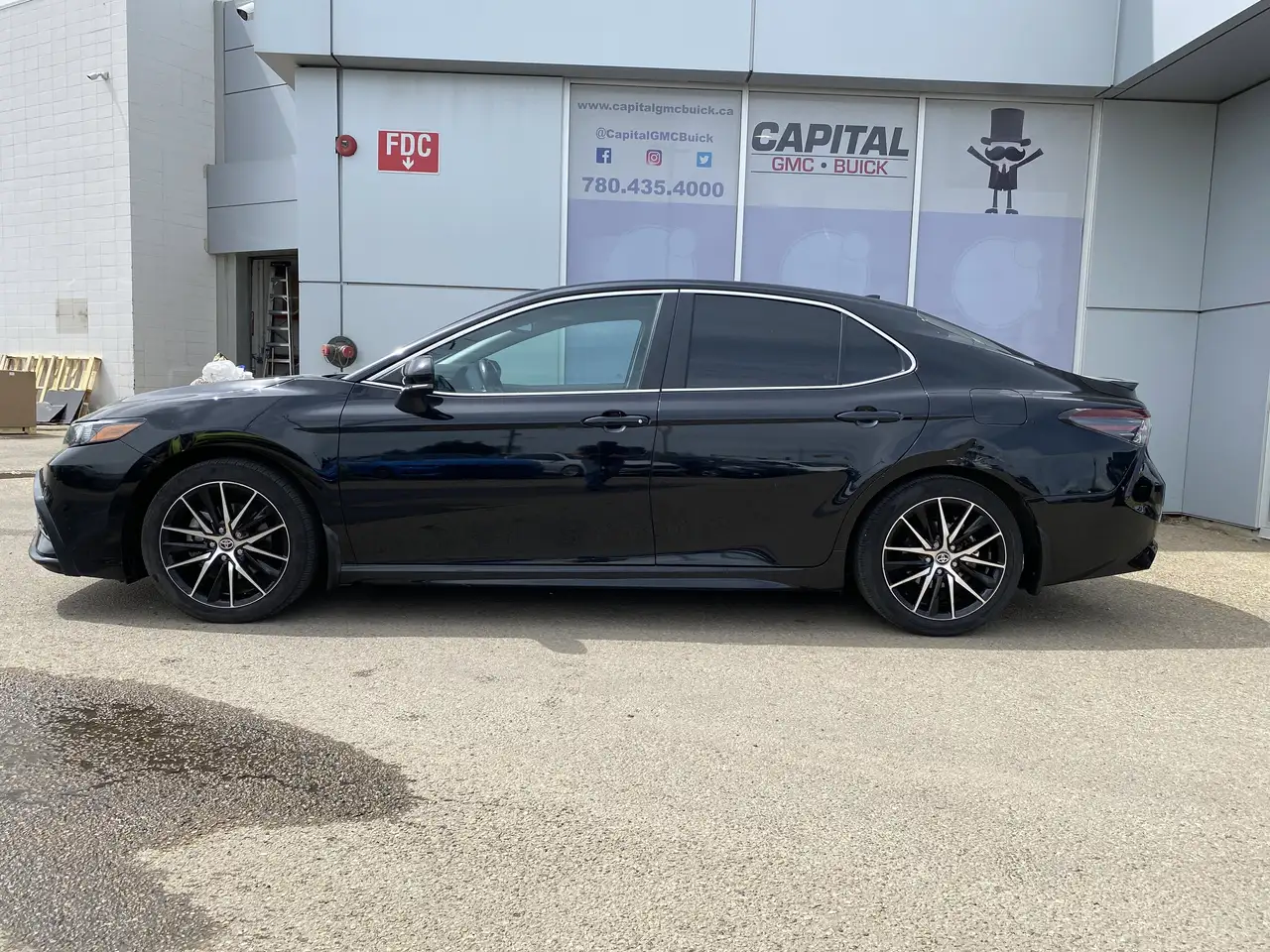 Toyota Camry снимка Toyota Camry
