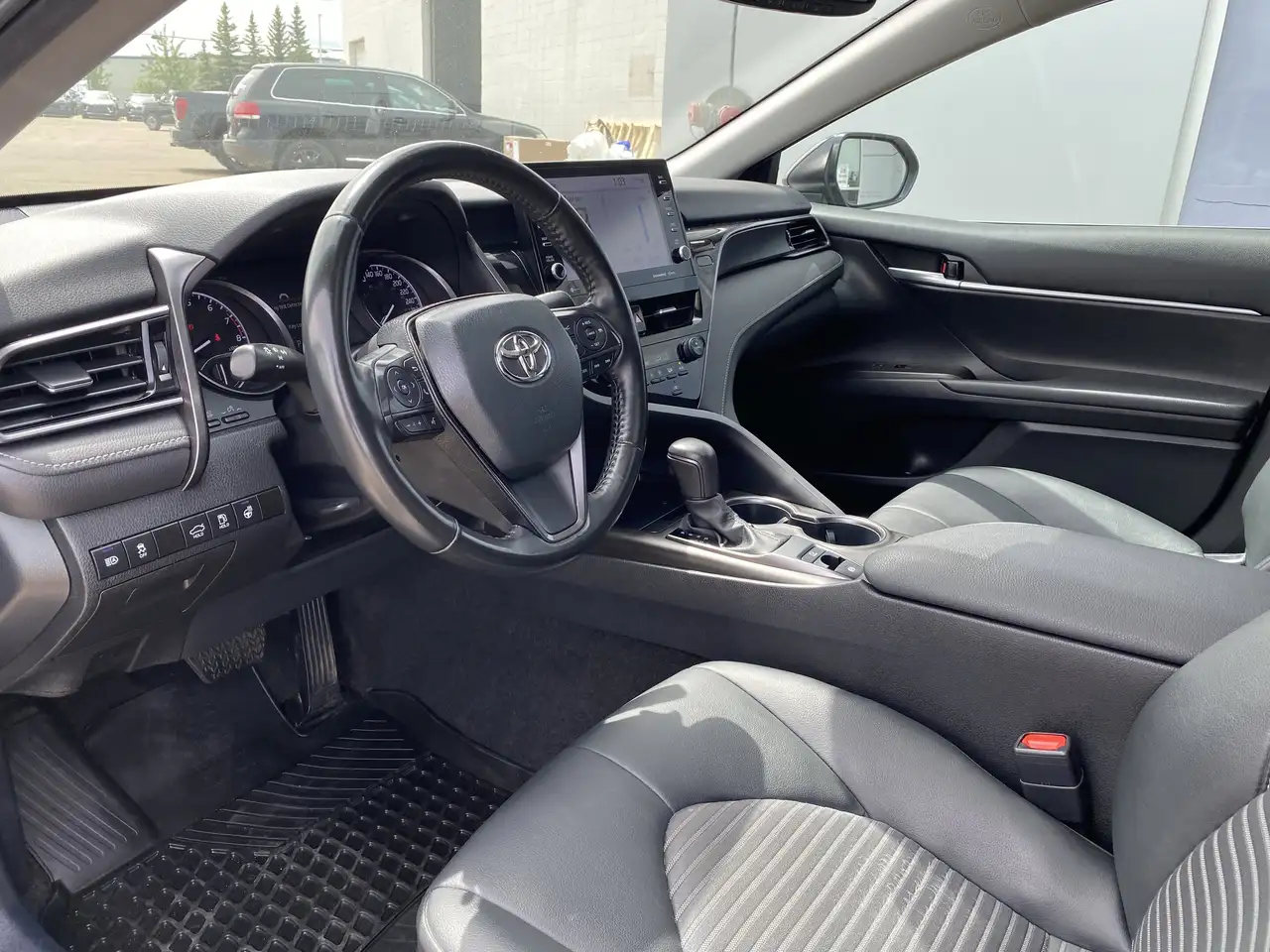 Toyota Camry снимка Toyota Camry