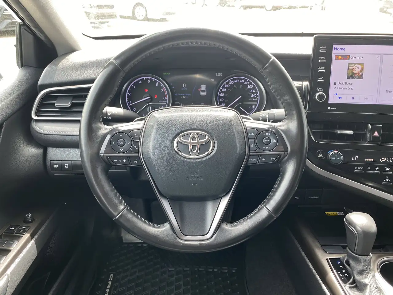 Toyota Camry снимка Toyota Camry