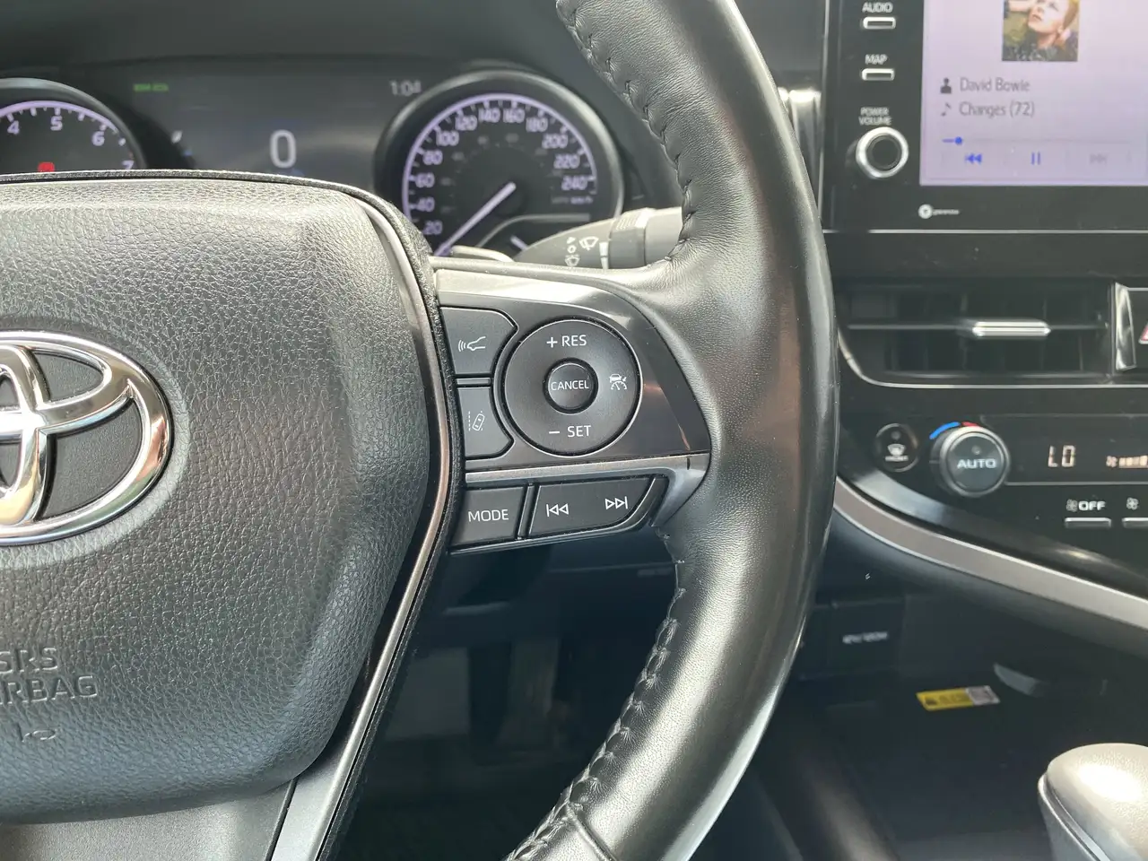 Toyota Camry снимка Toyota Camry