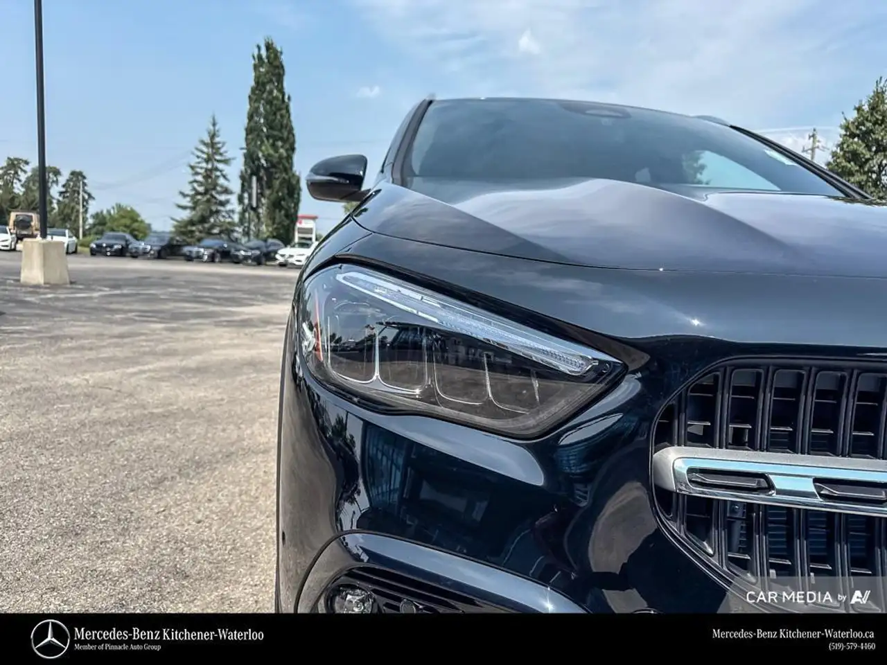 Mercedes-Benz GLA снимка Mercedes-Benz GLA