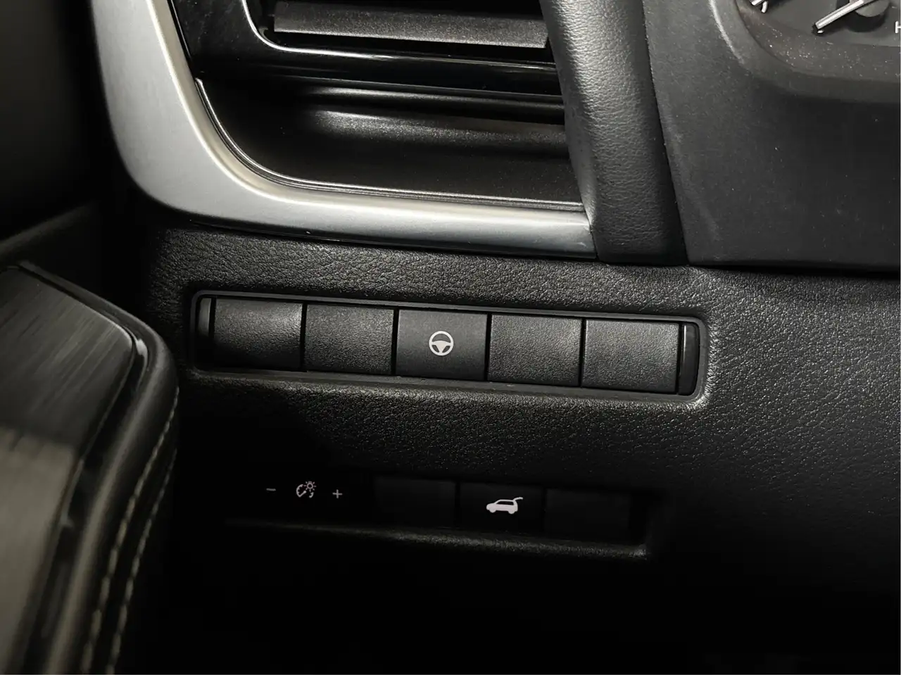 Nissan Rogue photo Nissan Rogue
