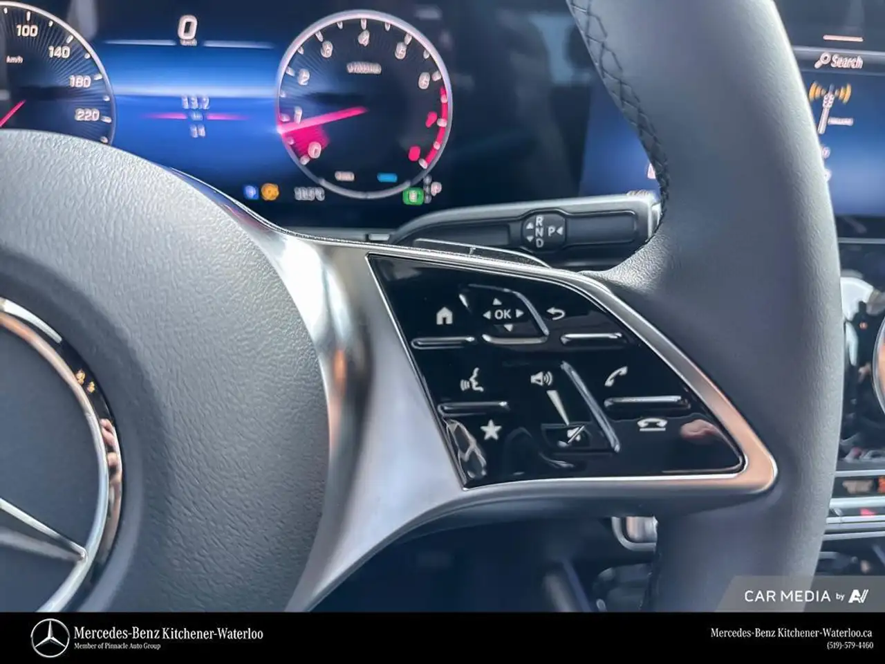 Mercedes-Benz GLA снимка Mercedes-Benz GLA