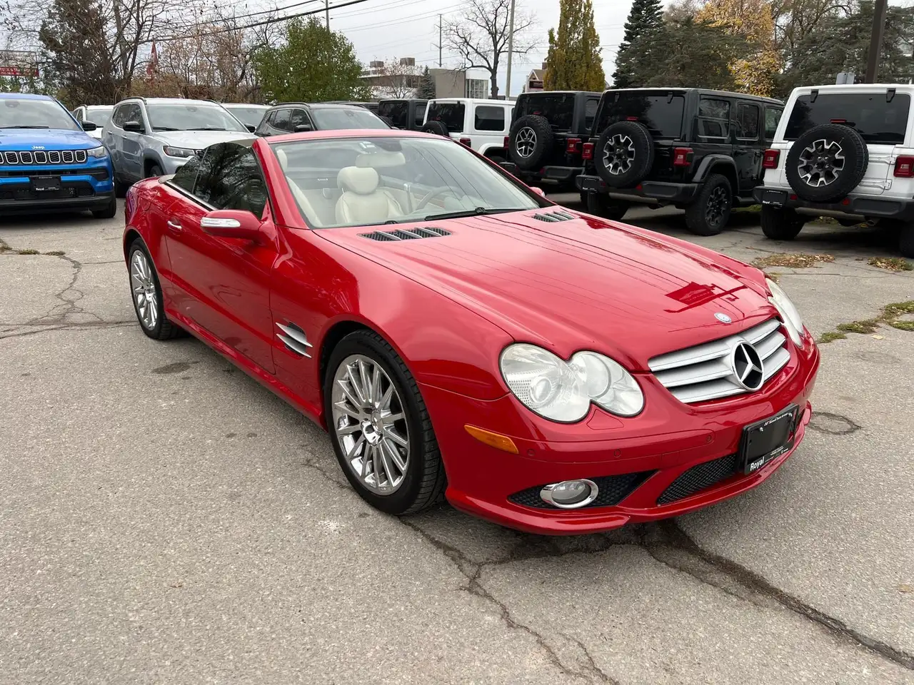 Mercedes-Benz SL снимка Mercedes-Benz SL