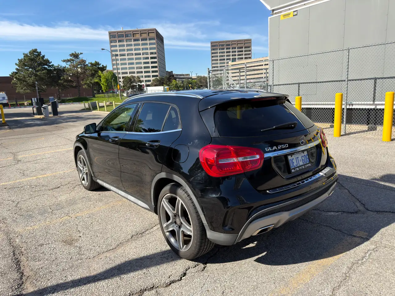 Mercedes-Benz GLA photo Mercedes-Benz GLA