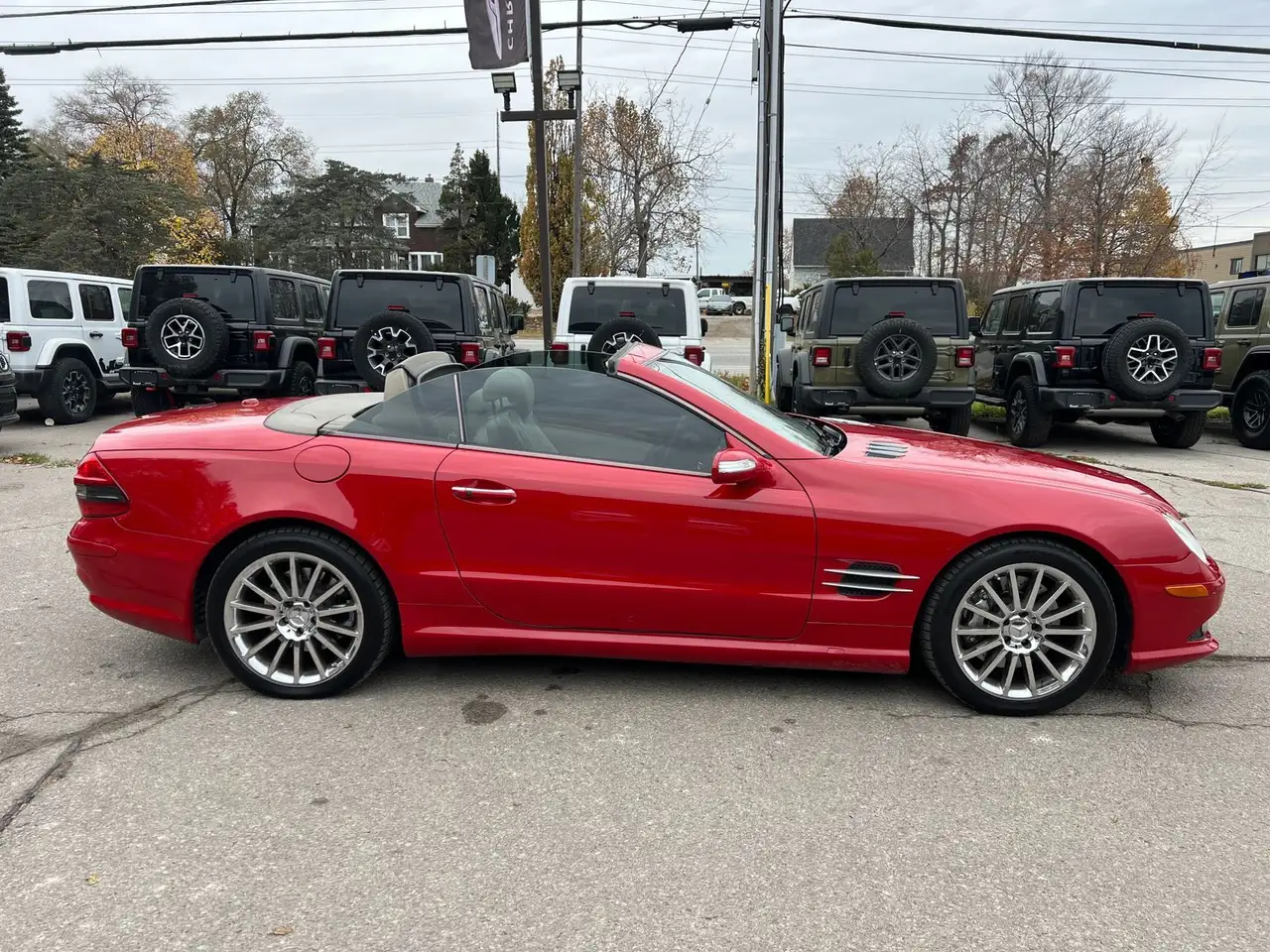 Mercedes-Benz SL снимка Mercedes-Benz SL