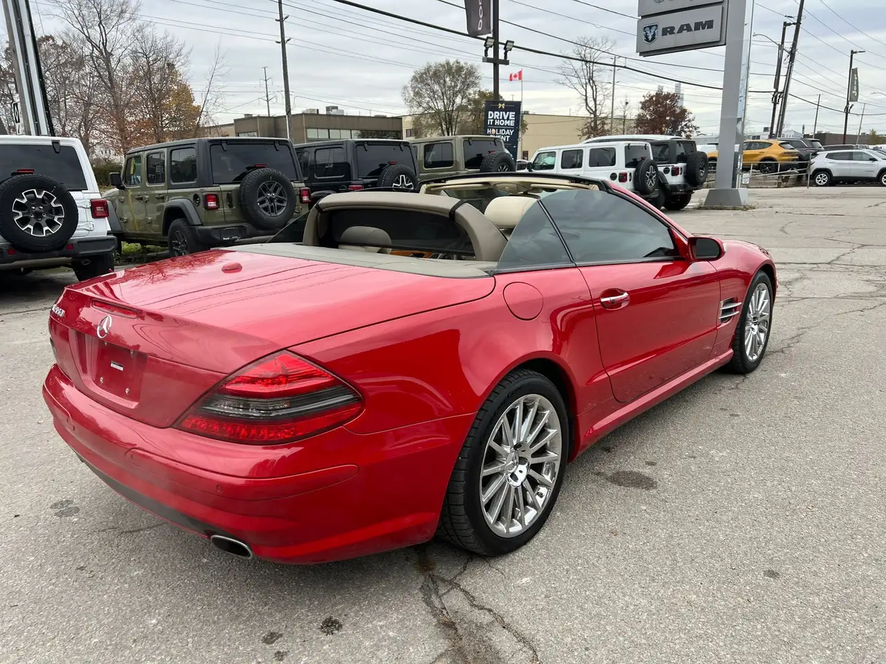 Mercedes-Benz SL снимка Mercedes-Benz SL