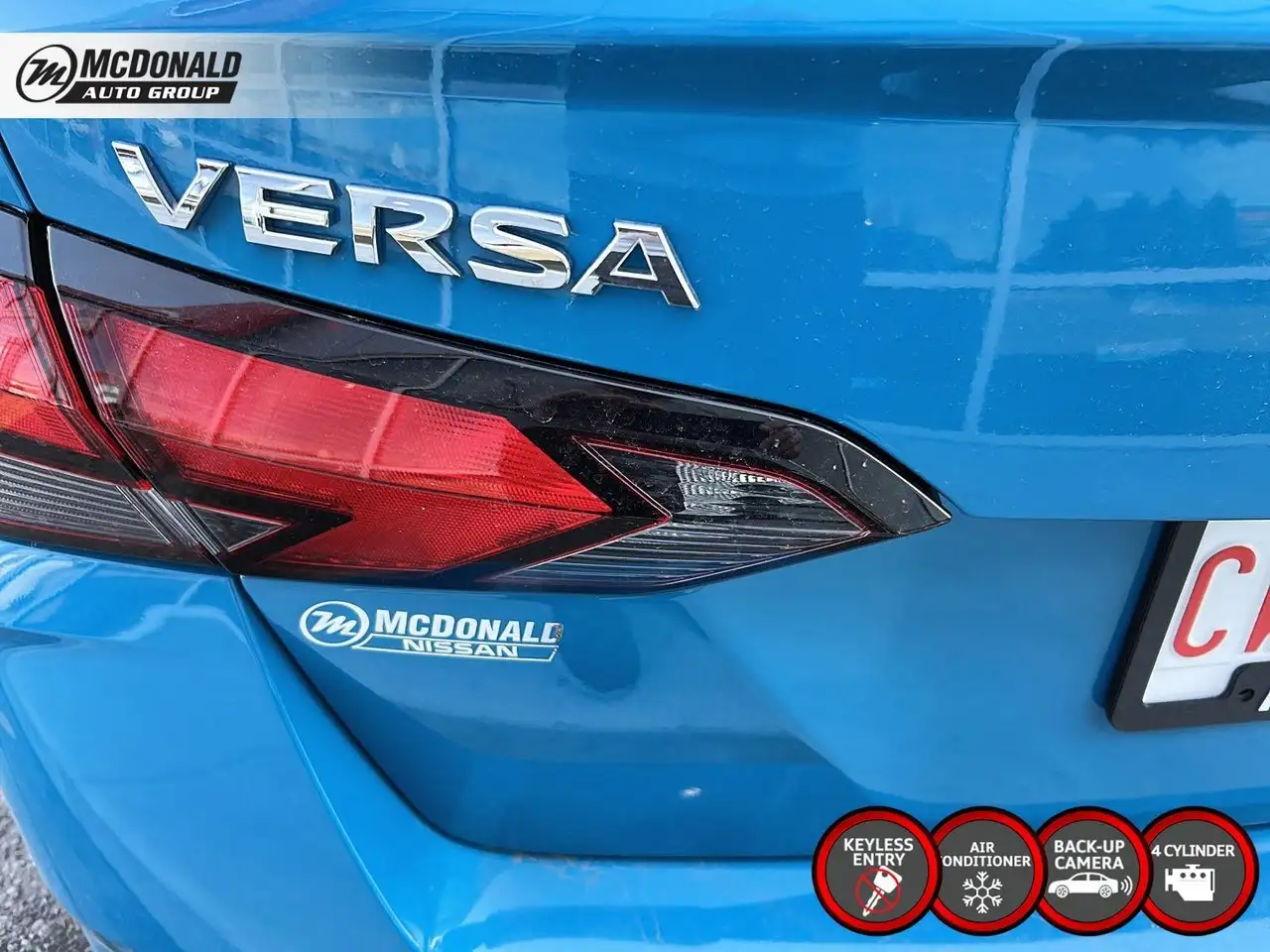 Nissan Versa снимка Nissan Versa