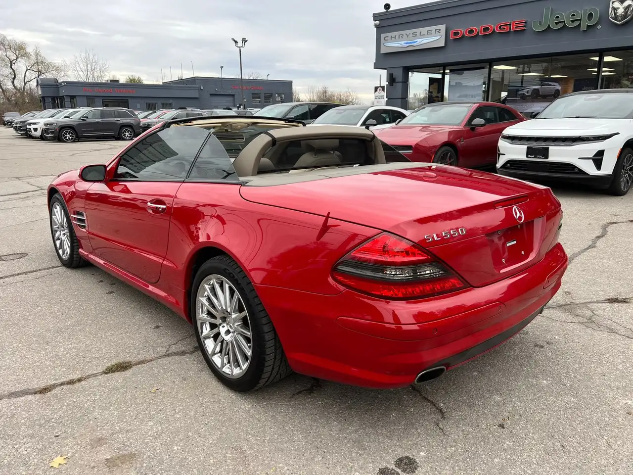 Mercedes-Benz SL снимка Mercedes-Benz SL