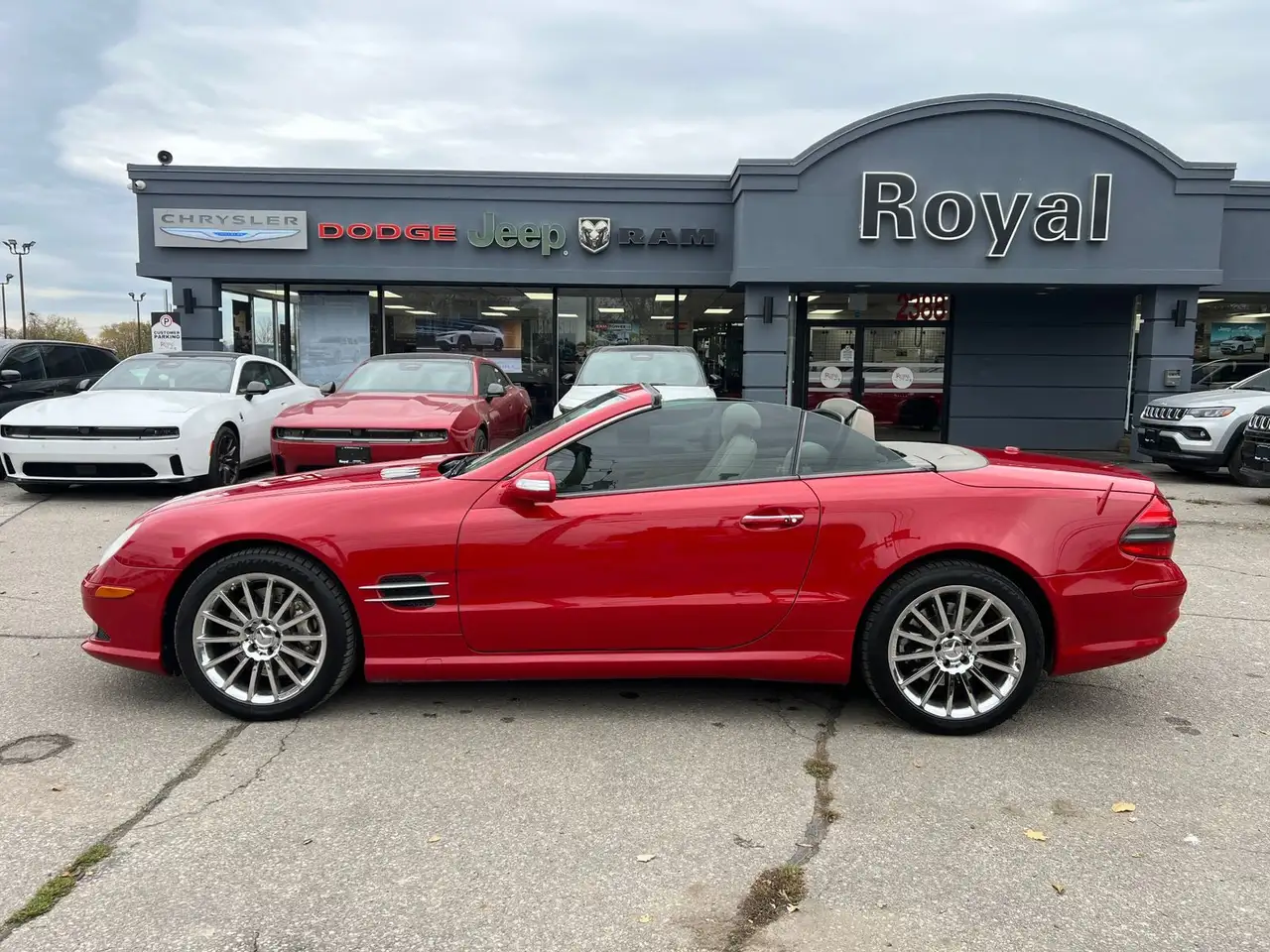 Mercedes-Benz SL снимка Mercedes-Benz SL