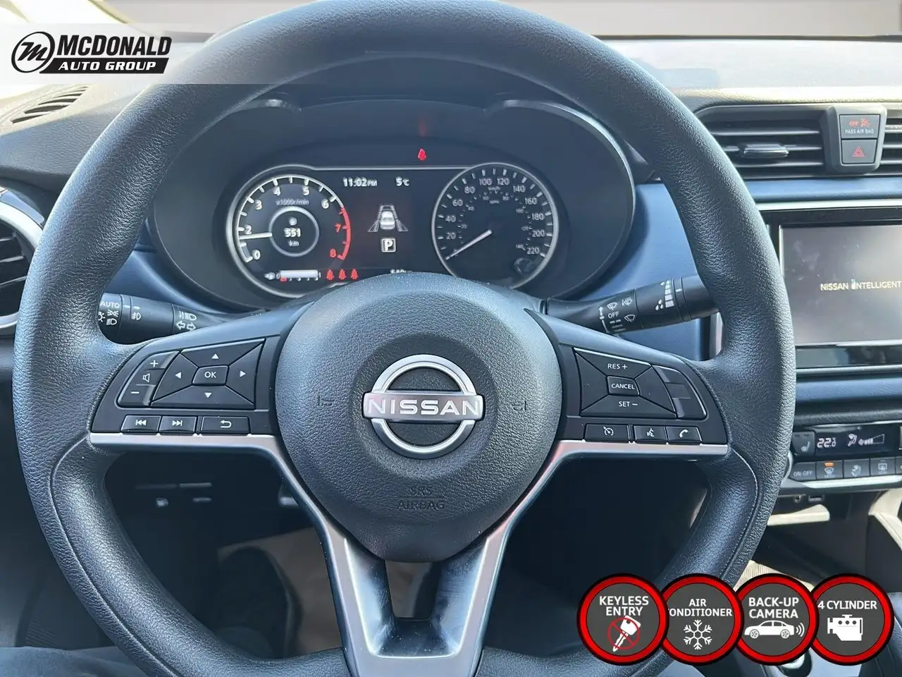 Nissan Versa снимка Nissan Versa