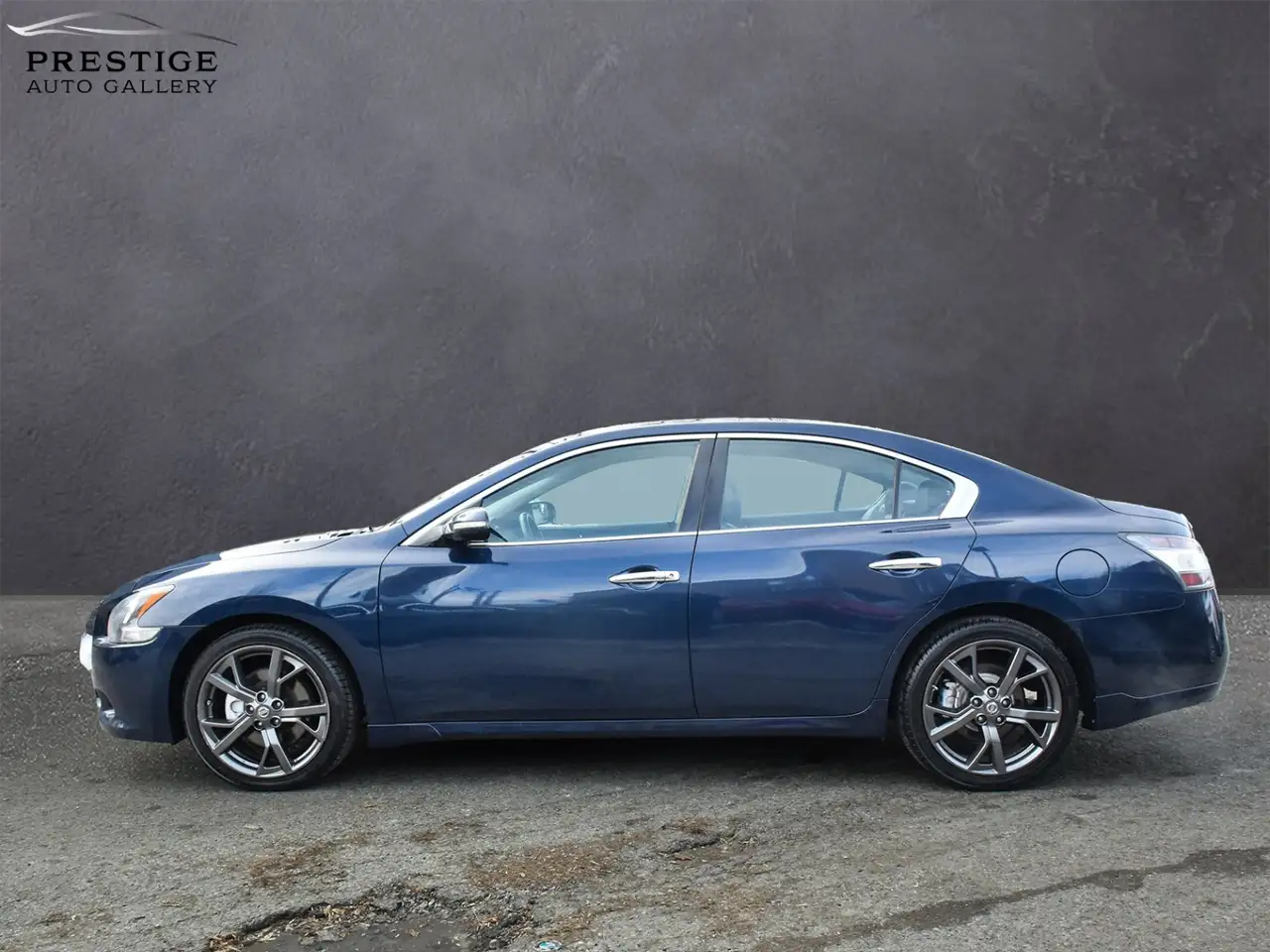 Nissan Maxima photo Nissan Maxima