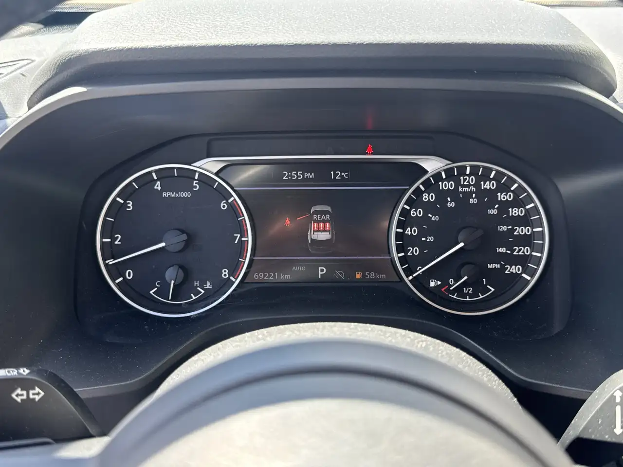 Nissan Rogue снимка Nissan Rogue