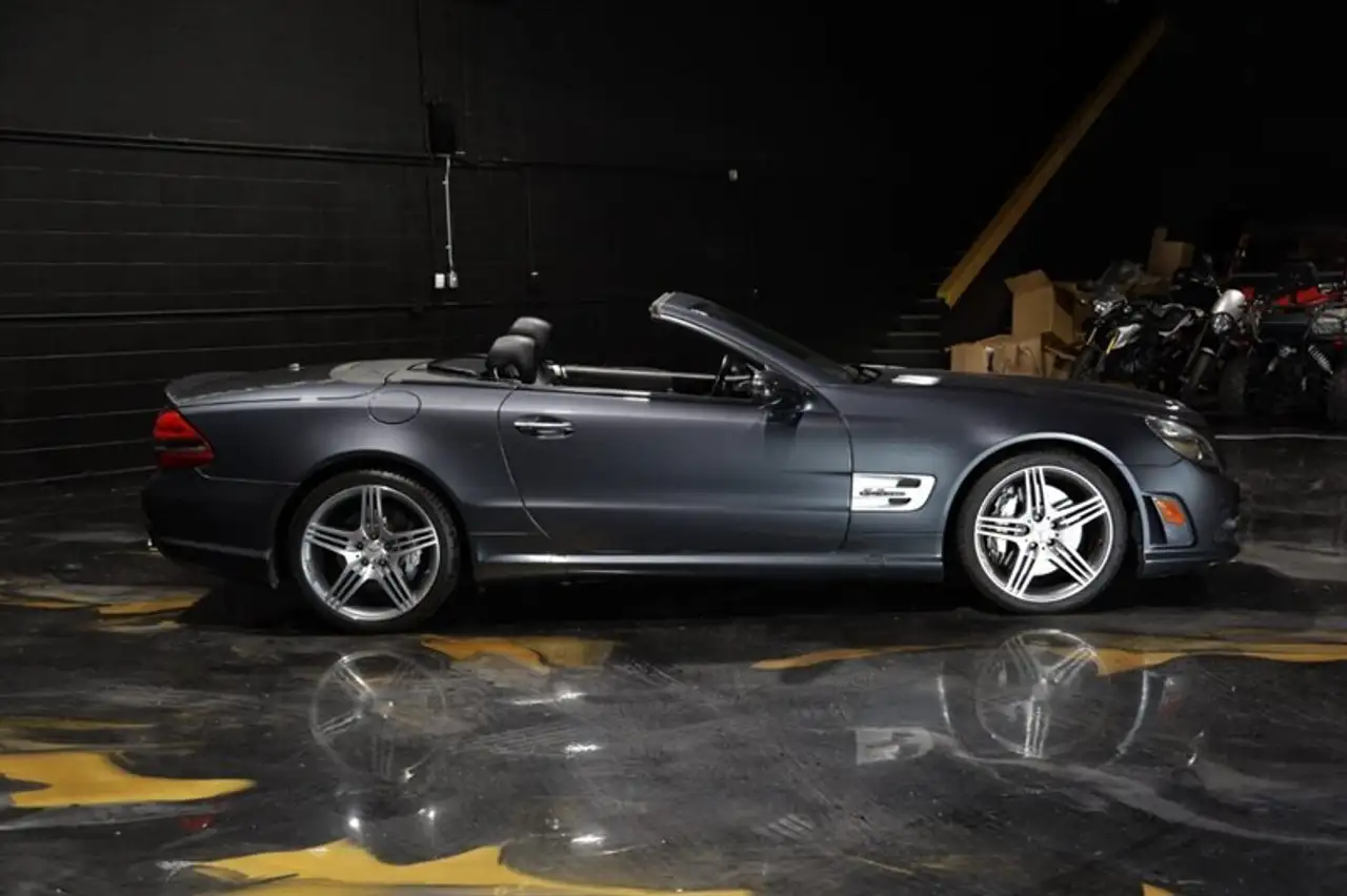 Mercedes-Benz SL снимка Mercedes-Benz SL