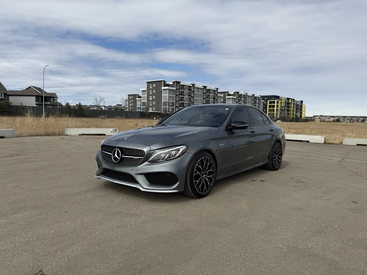 Mercedes-Benz C-Class снимка Mercedes-Benz C-Class