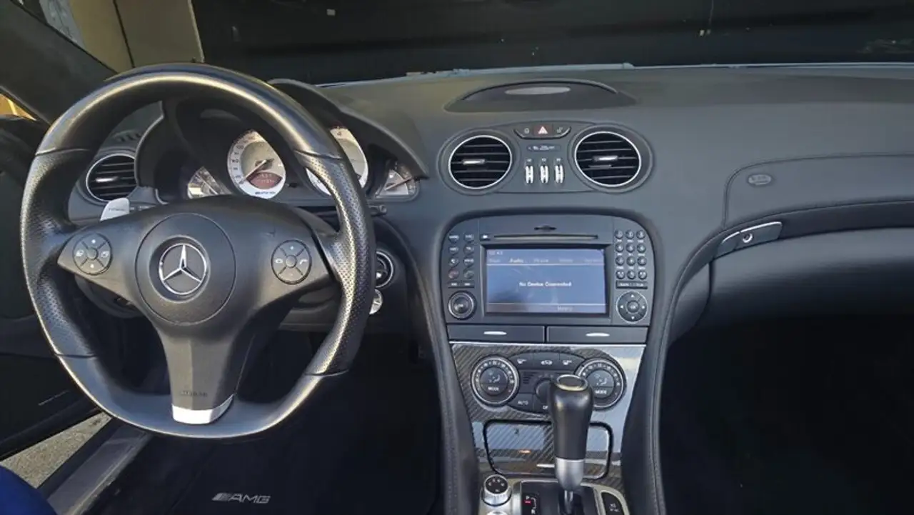 Mercedes-Benz SL снимка Mercedes-Benz SL