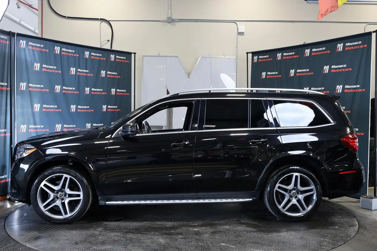 Mercedes-Benz GLS снимка Mercedes-Benz GLS