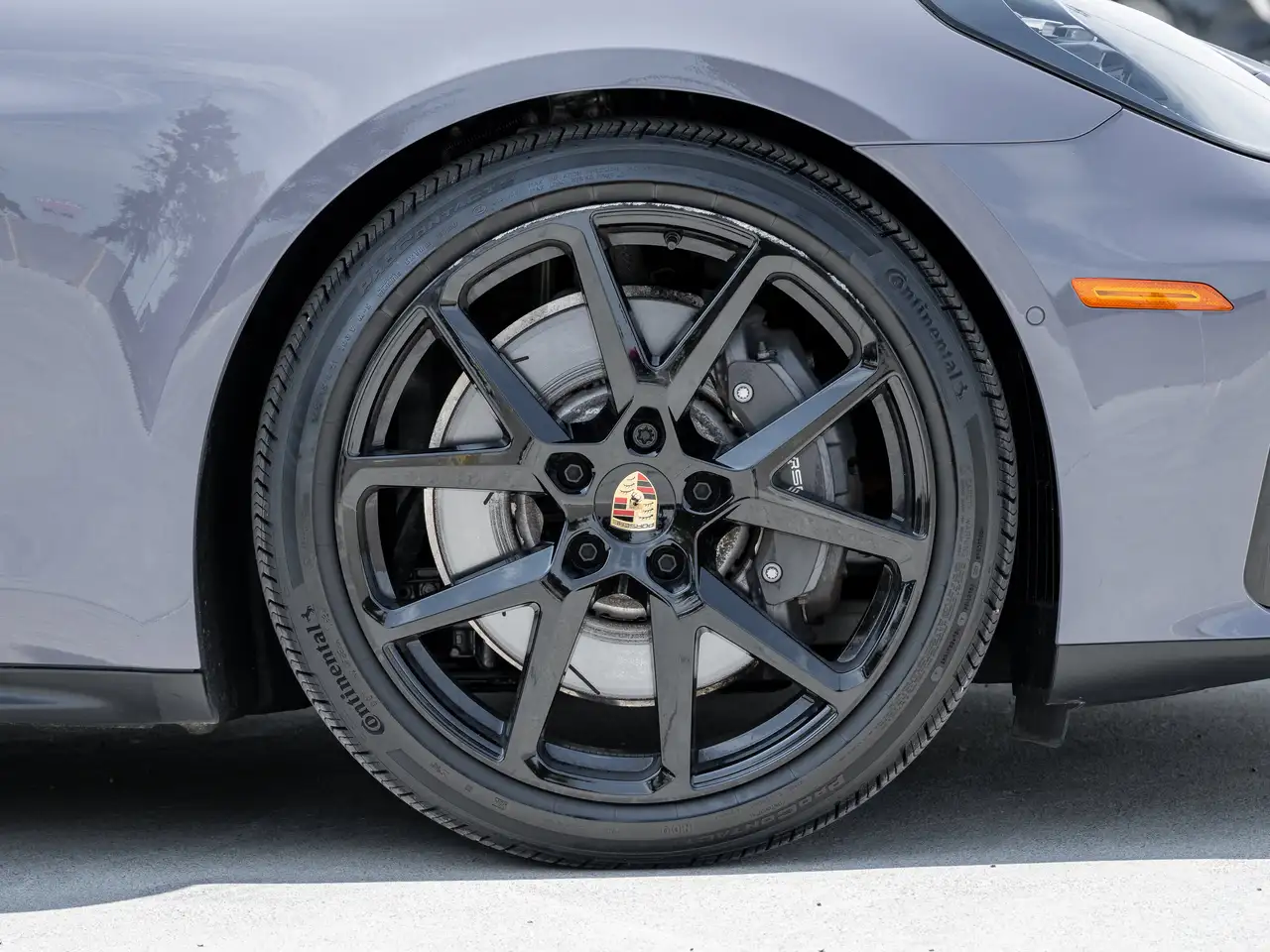 Porsche Panamera снимка Porsche Panamera