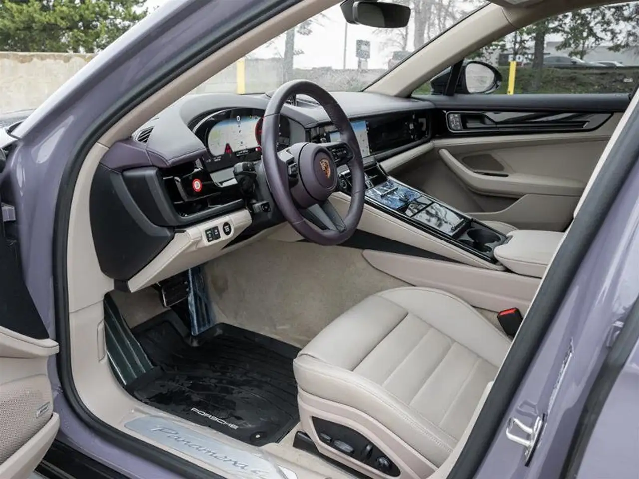 Porsche Panamera снимка Porsche Panamera