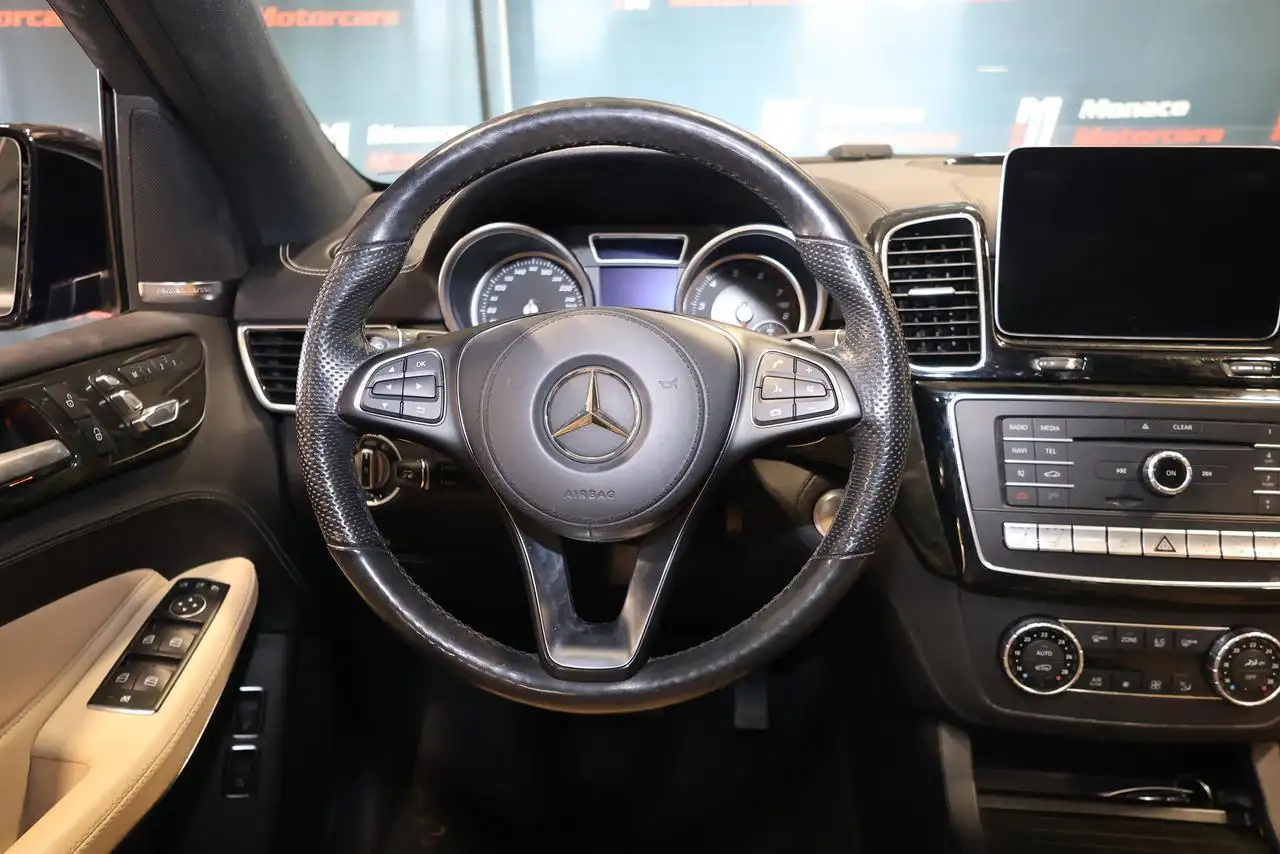 Mercedes-Benz GLS снимка Mercedes-Benz GLS