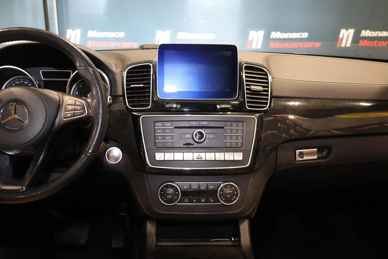 Mercedes-Benz GLS снимка Mercedes-Benz GLS