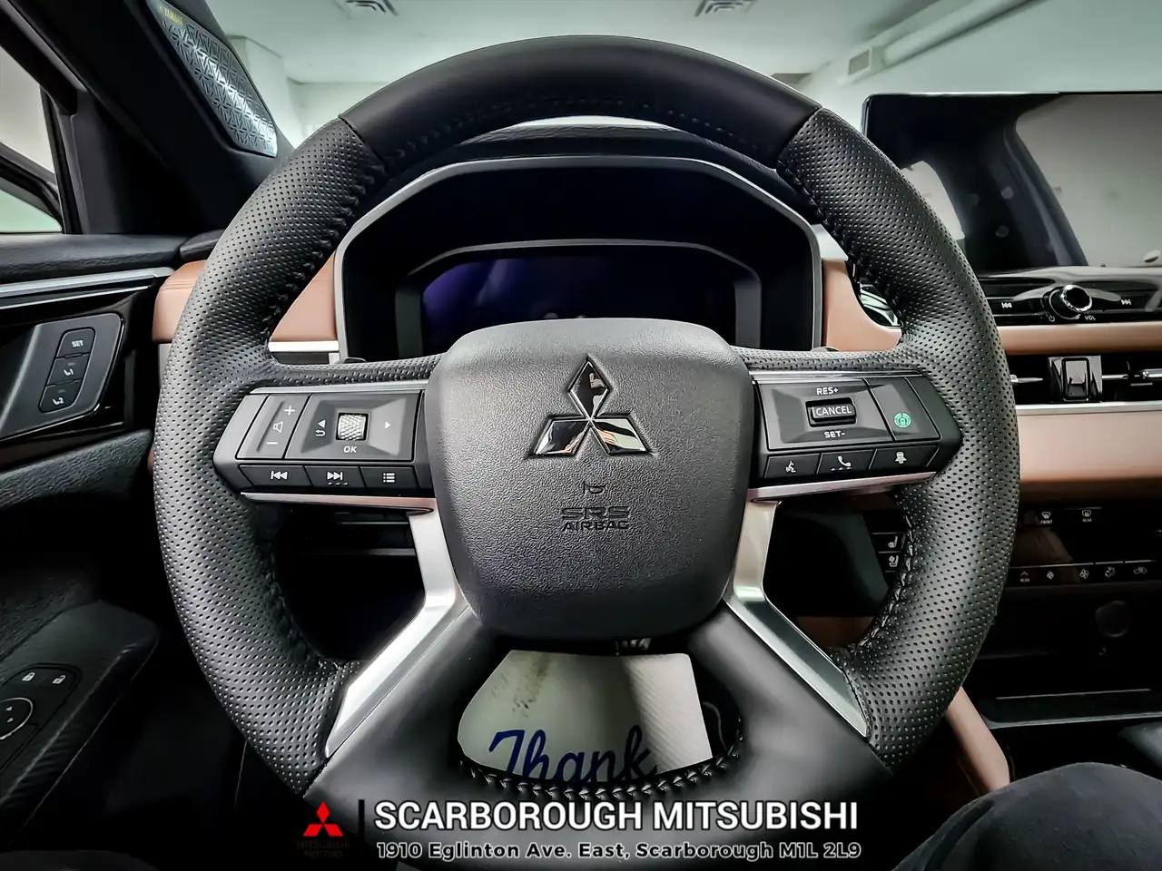 Mitsubishi Outlander снимка Mitsubishi Outlander