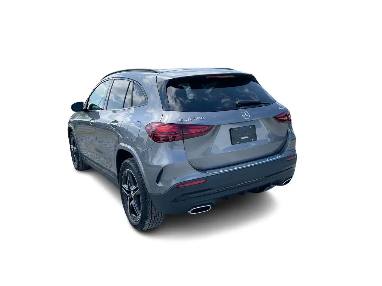 Mercedes-Benz GLA снимка Mercedes-Benz GLA