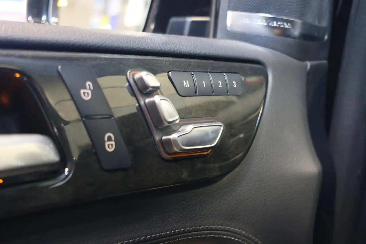 Mercedes-Benz GLS снимка Mercedes-Benz GLS
