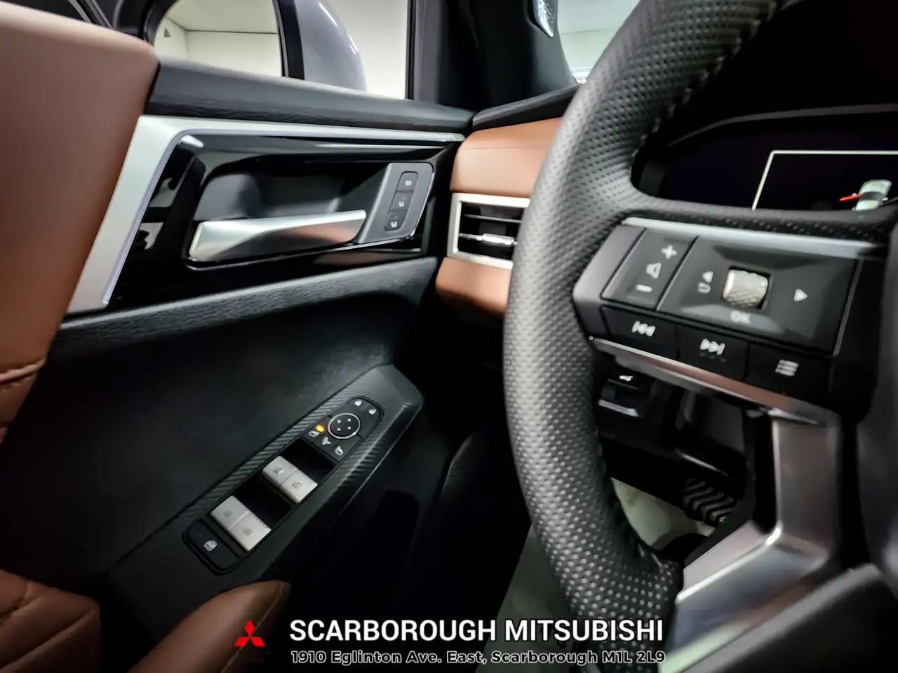 Mitsubishi Outlander снимка Mitsubishi Outlander