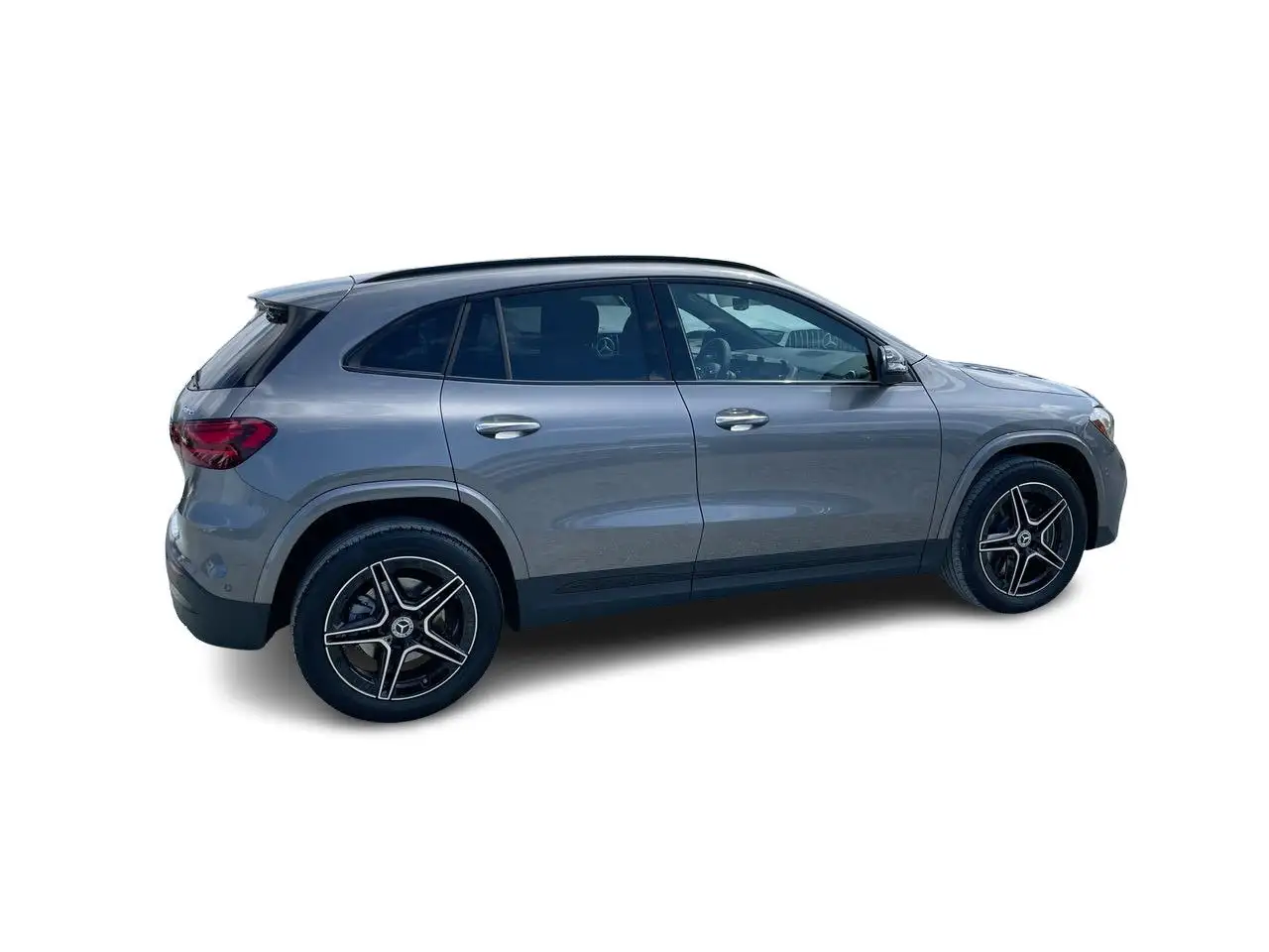 Mercedes-Benz GLA снимка Mercedes-Benz GLA
