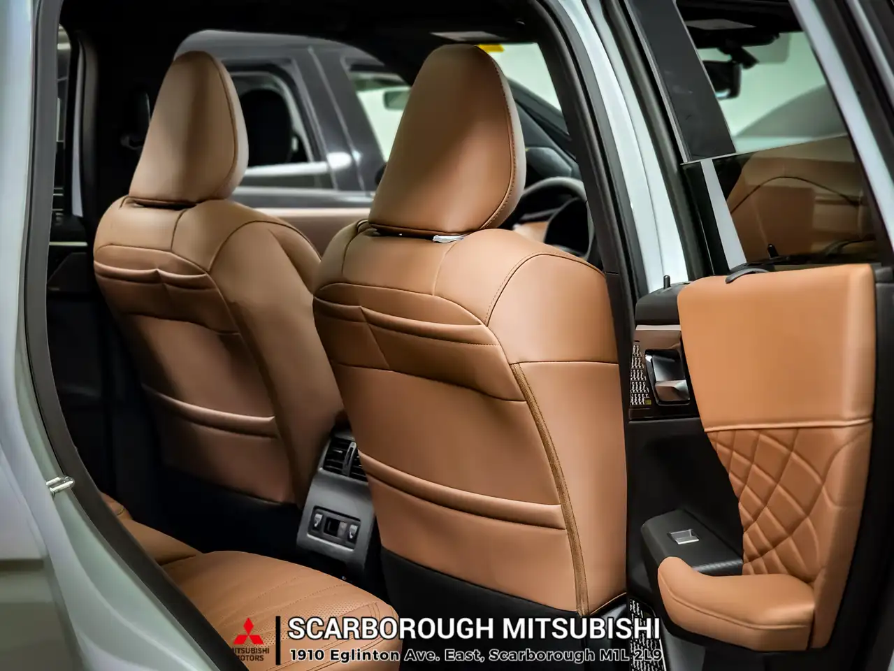 Mitsubishi Outlander снимка Mitsubishi Outlander