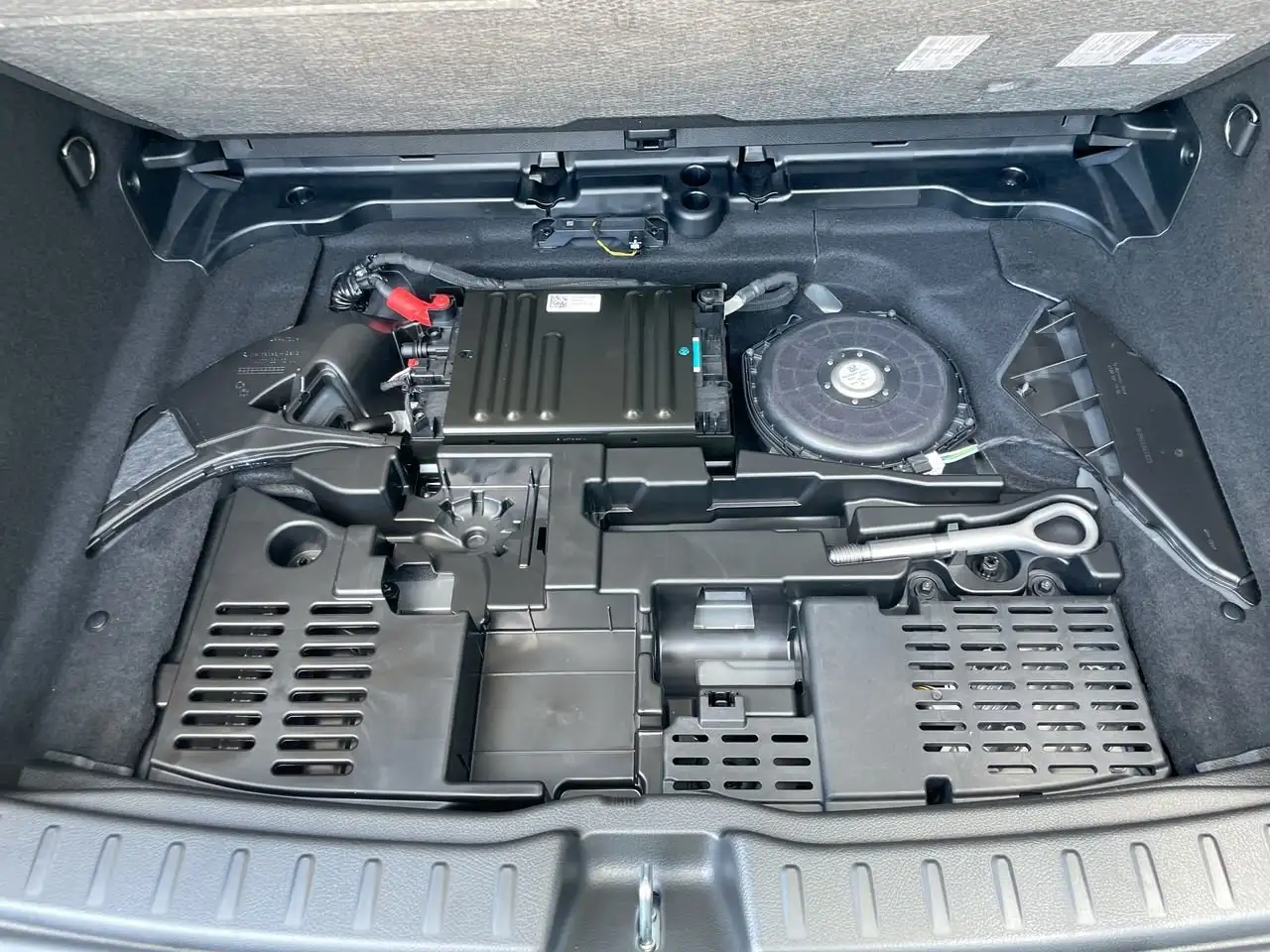 Mercedes-Benz GLA снимка Mercedes-Benz GLA