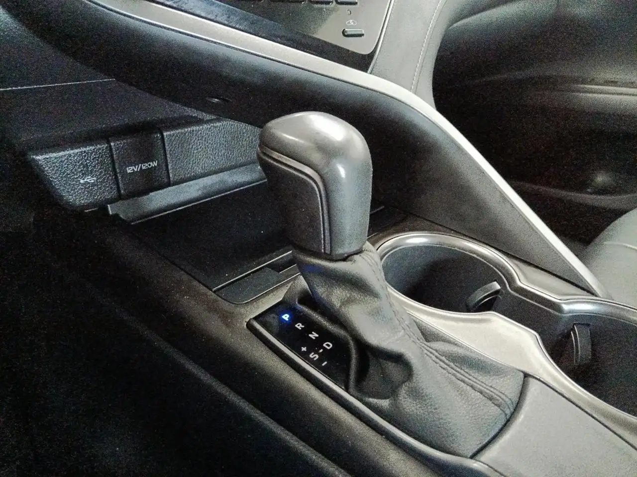 Toyota Camry fotografie Toyota Camry