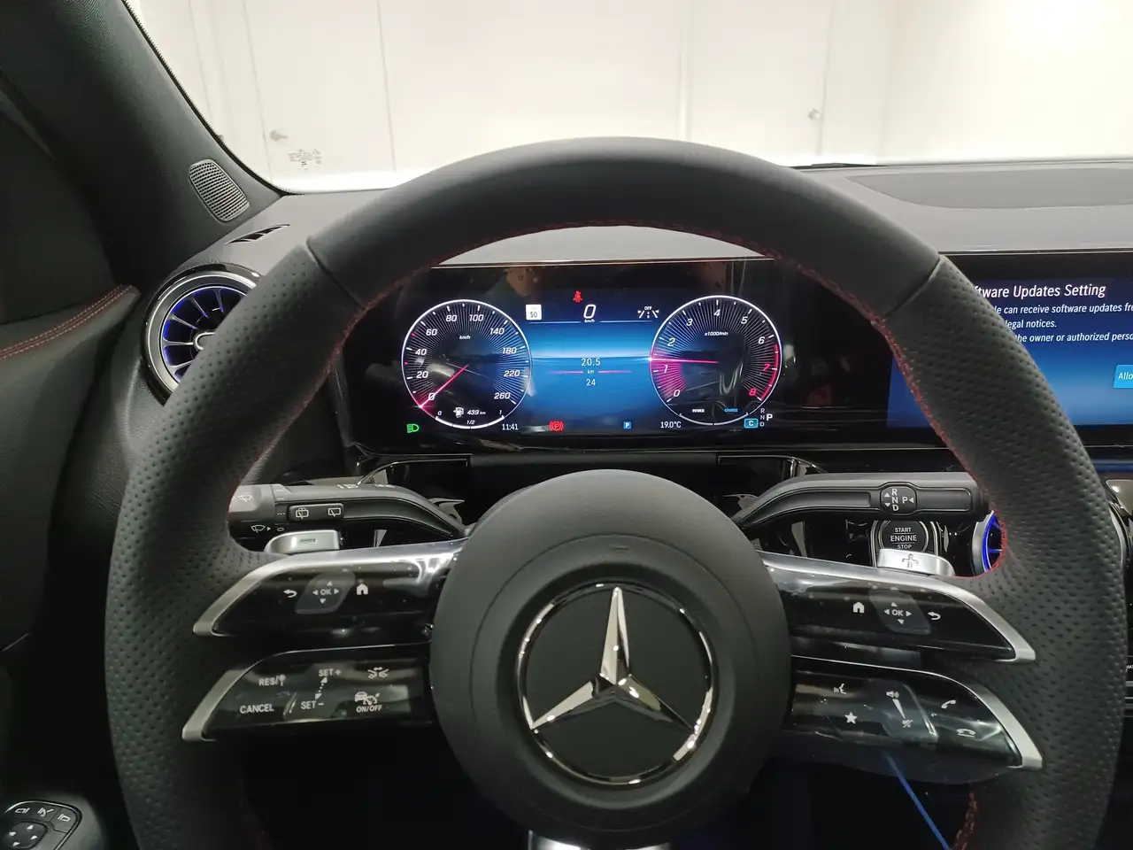 Mercedes-Benz GLA photo Mercedes-Benz GLA