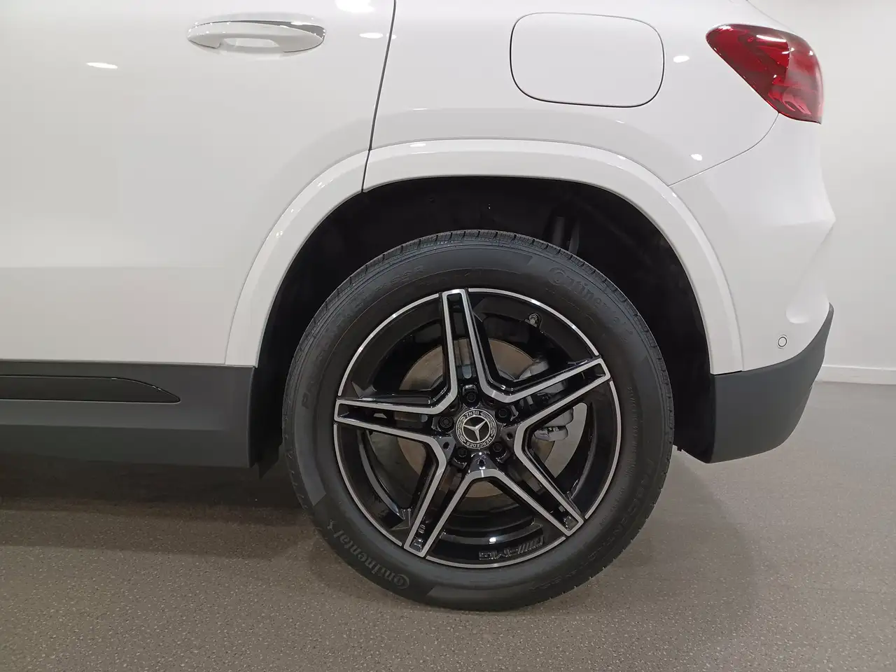 Mercedes-Benz GLA photo Mercedes-Benz GLA